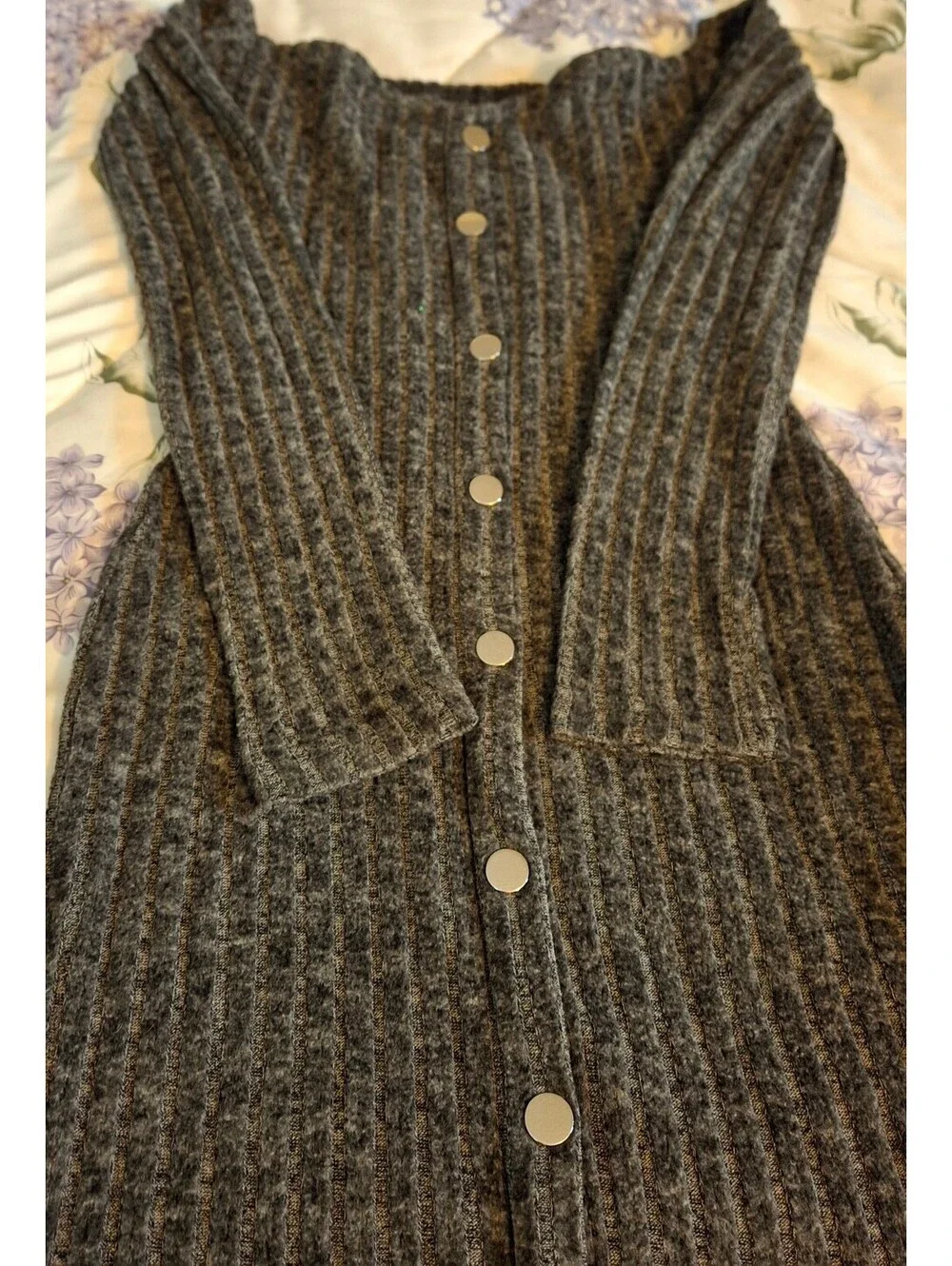 Cozy Gray Ribbed Button-Front Knit Dress with Long Sleeves